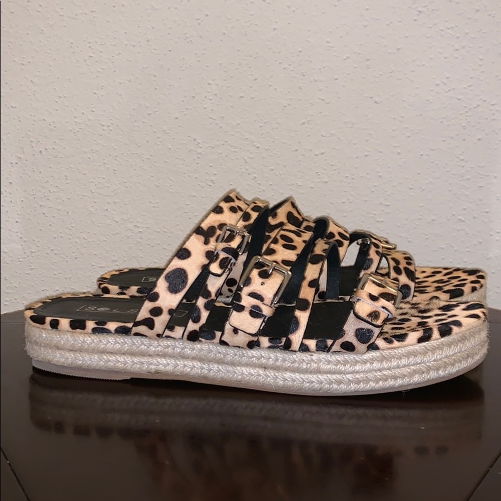 The cutest cheetah print sandals. Only worn once!